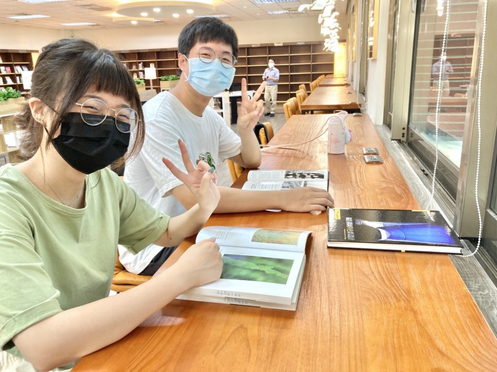 玄奘大學智慧型圖書館自立書軒新裝啟用　台灣佛教研究中心同步成立