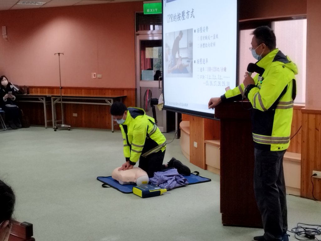 台北榮家消防講習　模擬火災情境演練