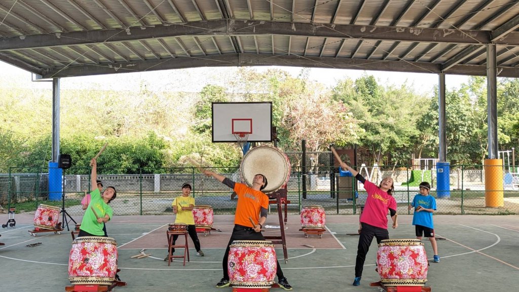 日本TAMAKKO-ZA和太鼓劇團來台巡演 與偏鄉小學以鼓會友