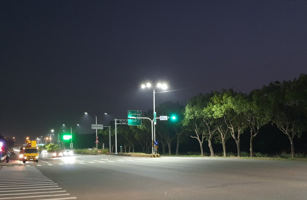 臺南市路燈換裝LED 市府將趕工將提早於6月完成