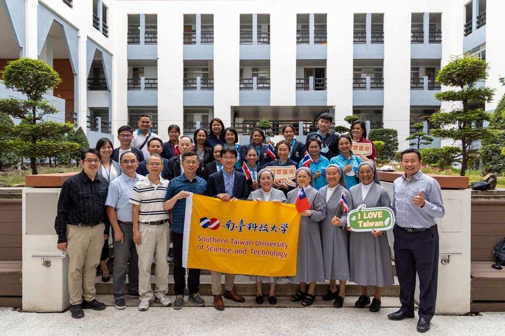 泰國高中代表團來訪南臺科大建立合作伙伴關係