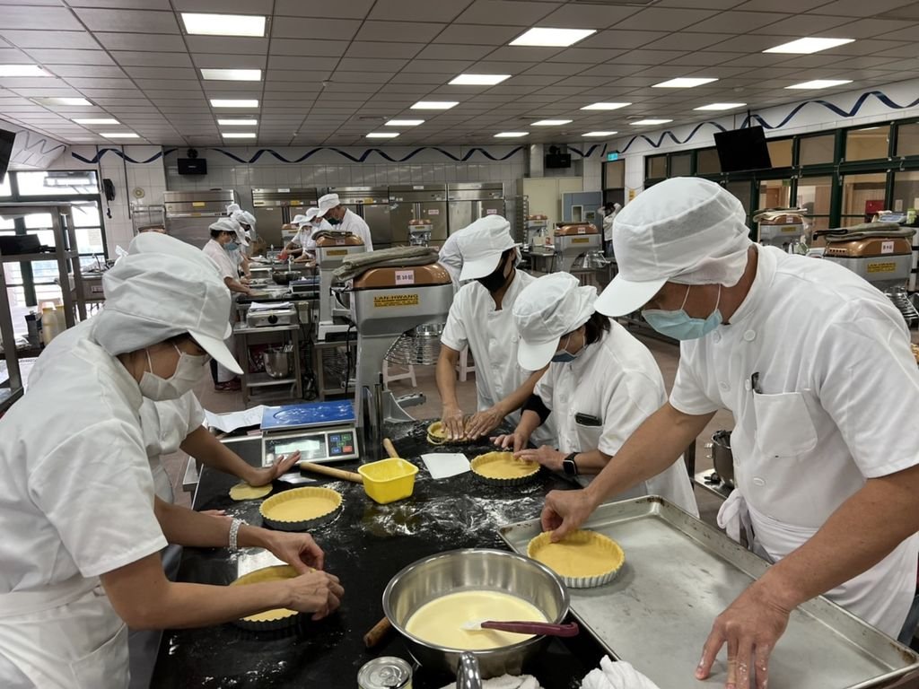 中華醫大開辦銀髮料理培訓班及西點麵包製作訓練班 歡迎民眾踴躍報名參加