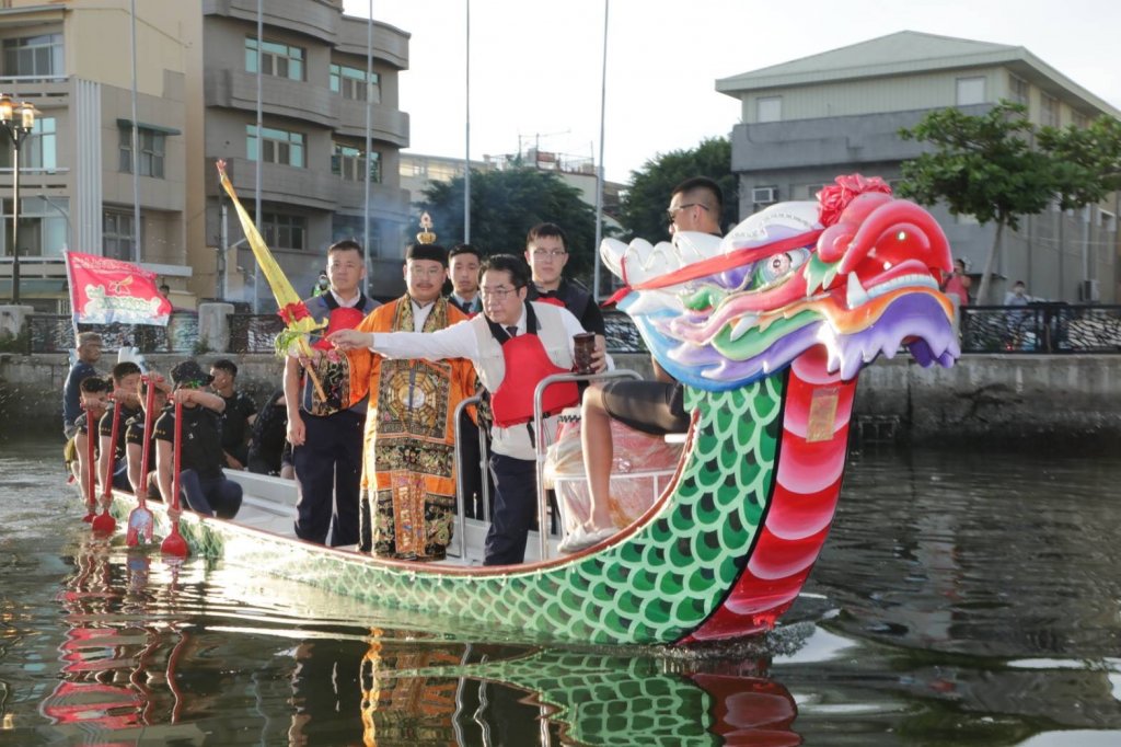 台南國際龍舟賽開幕精彩火舞映運河  黃偉哲邀民眾端午來台南看龍舟吃美食