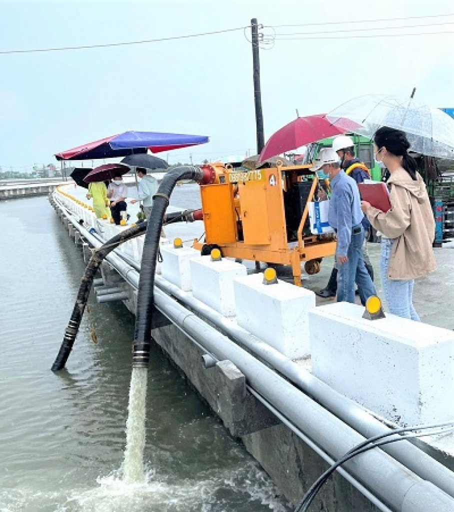 海洋局舉行移動式抽水機佈設演練  提升魚塭抗災能力
