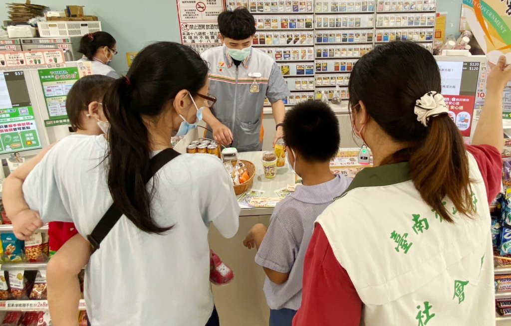 臺南暑期愛心餐食券提高至70元逾千名學童受惠