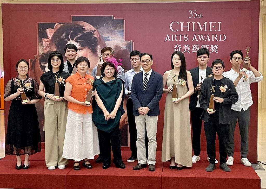 第35屆奇美藝術獎 全新獎座亮相  10位得獎者喜迎榮耀