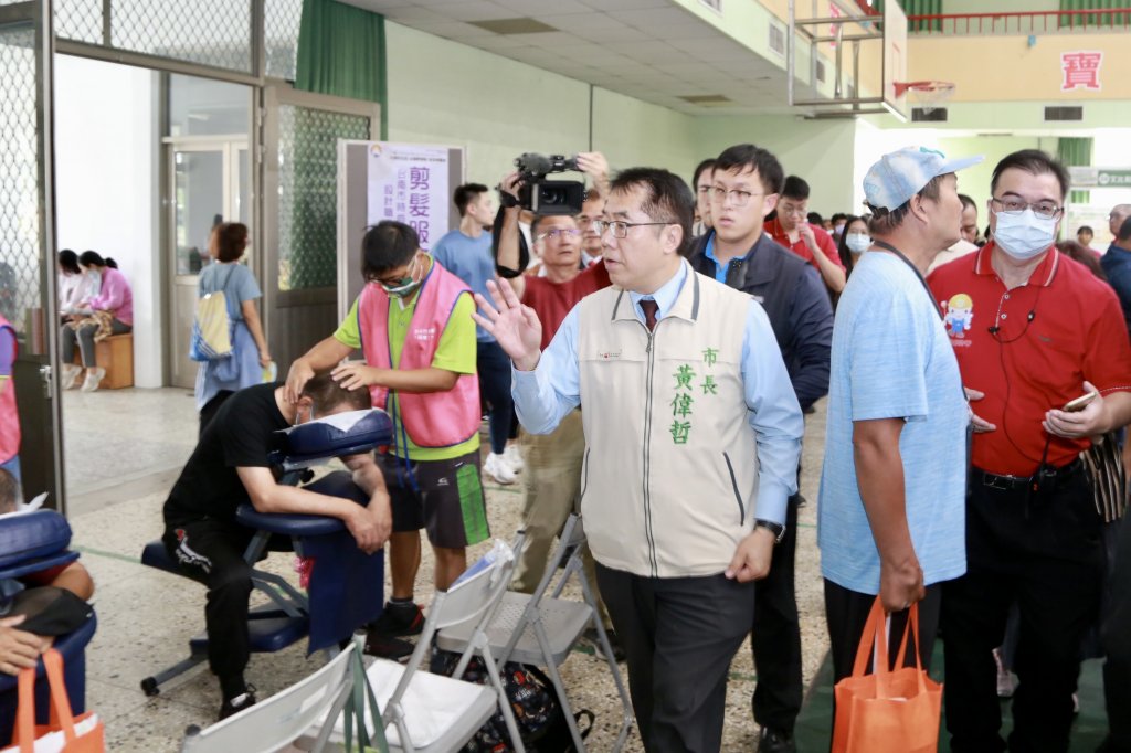 臺南就博會提供逾4,000個職缺 黃偉哲：年關近找到工作好過年