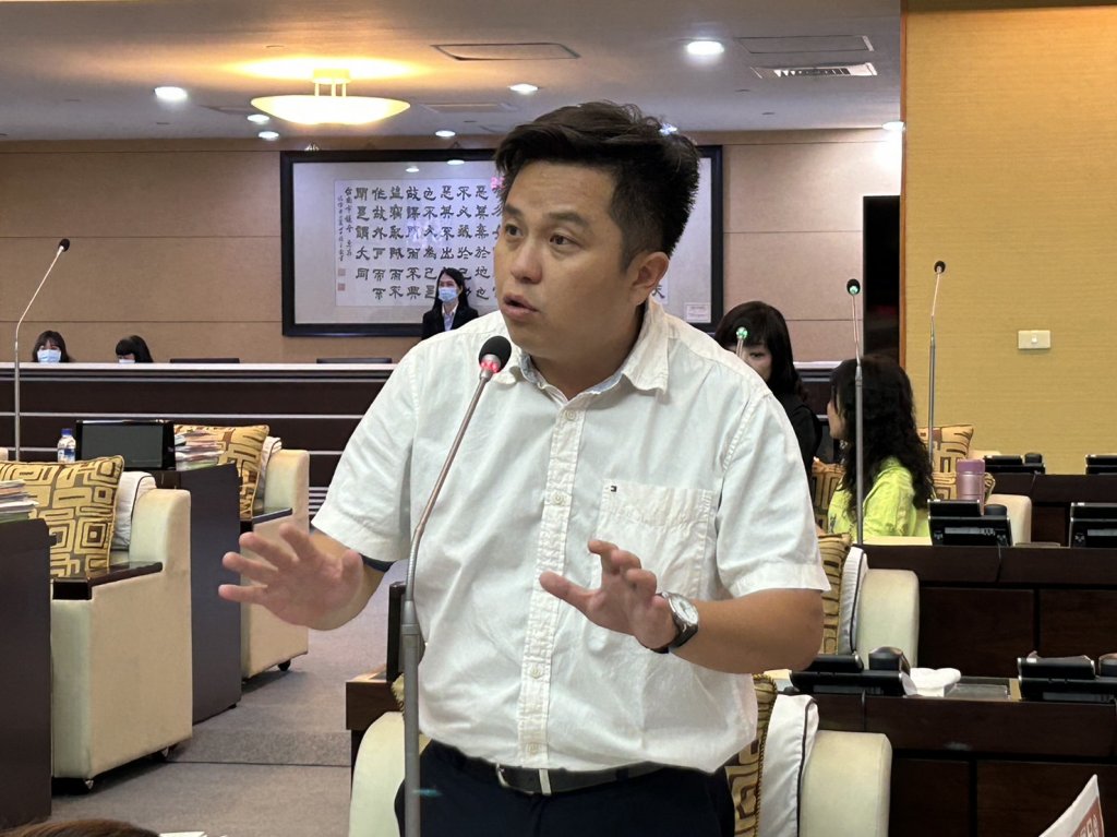 市議員李啟維：國造潛艦「海鯤號」台南與有榮焉