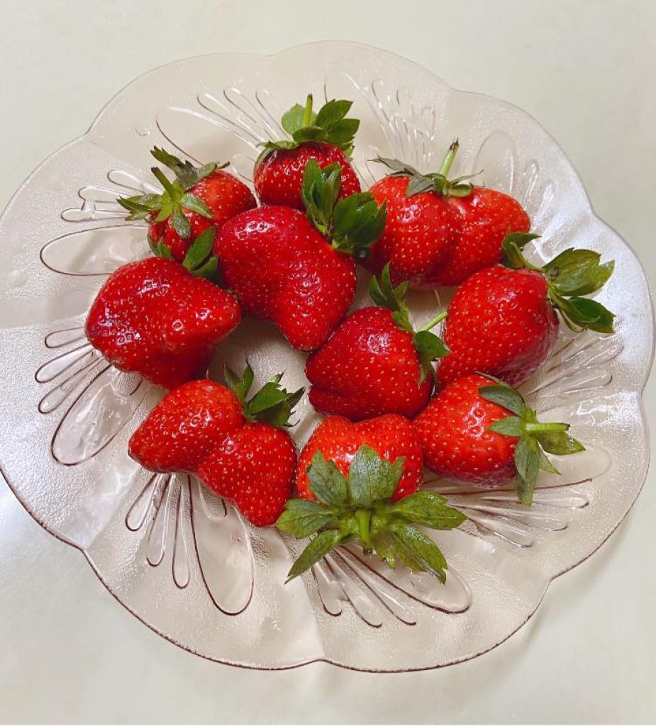 大湖草莓 甜入你心!  2023年11月起到2024年4月是草莓季~