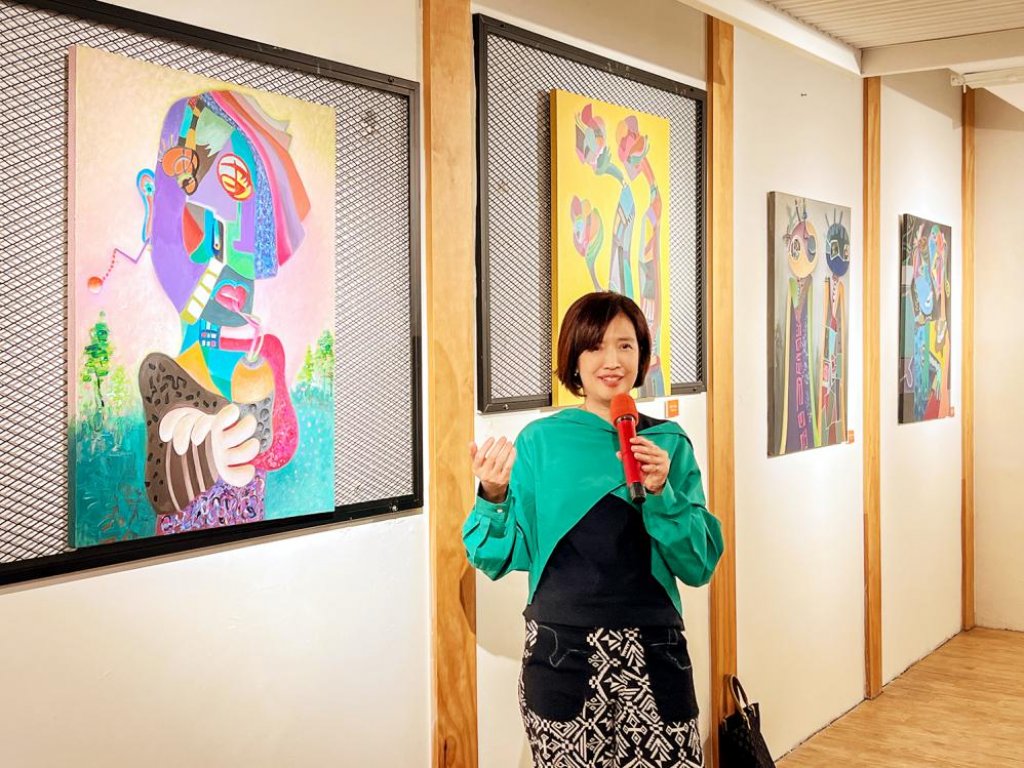 咖啡與藝術的感官盛宴　「純粹時光」紫芹藝術個展即日起至5/26路易莎武陵店展出