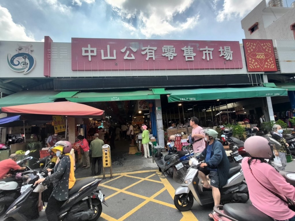 推廣在地觀光美食 經發局舉辦臺南商圈小旅行 古城時光漫步活動