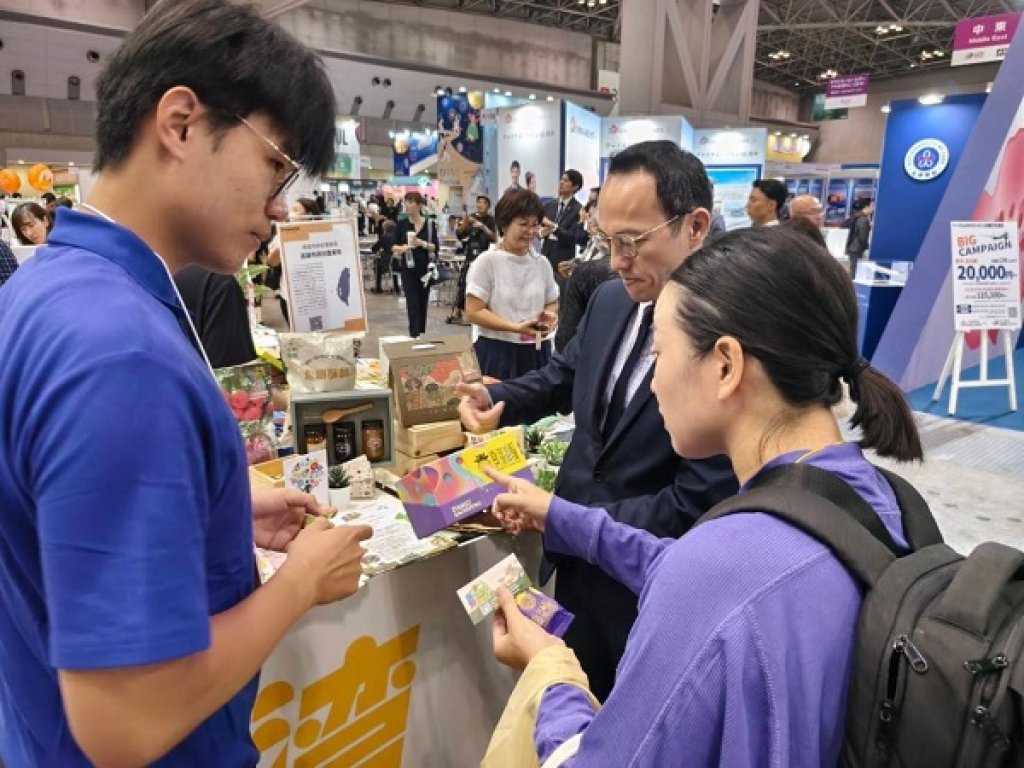 高雄一日農夫前往東京國際旅展，向國際行銷最獨特的農村體驗行程