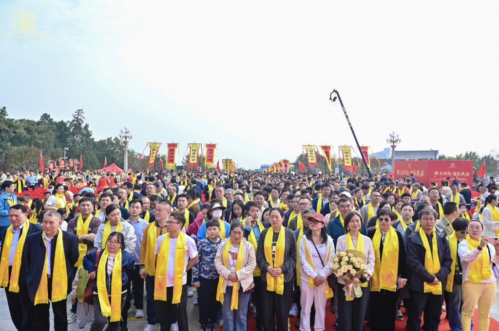 海峽兩岸敬天祈福盛典 今圓滿禮成 祈求風調雨順 國泰民安