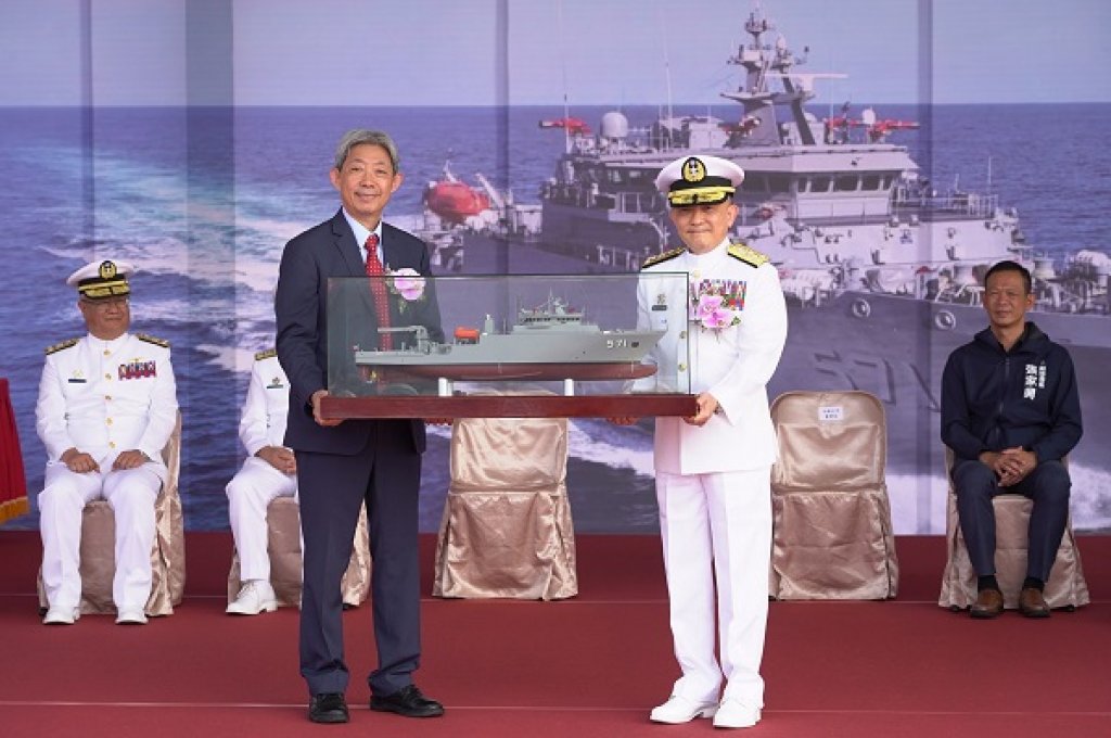 台船公司建造之海軍新型救難艦「大武軍艦」交船