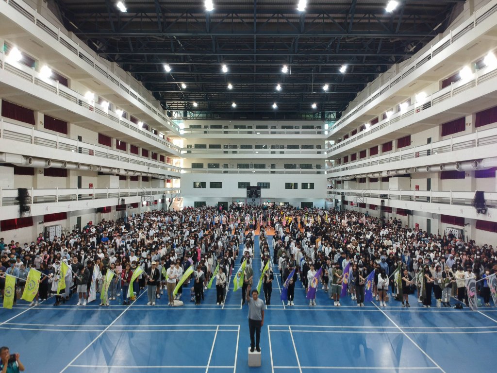 中華醫大56週年校慶運動會社團聯演園遊會校園熱鬧滾滾