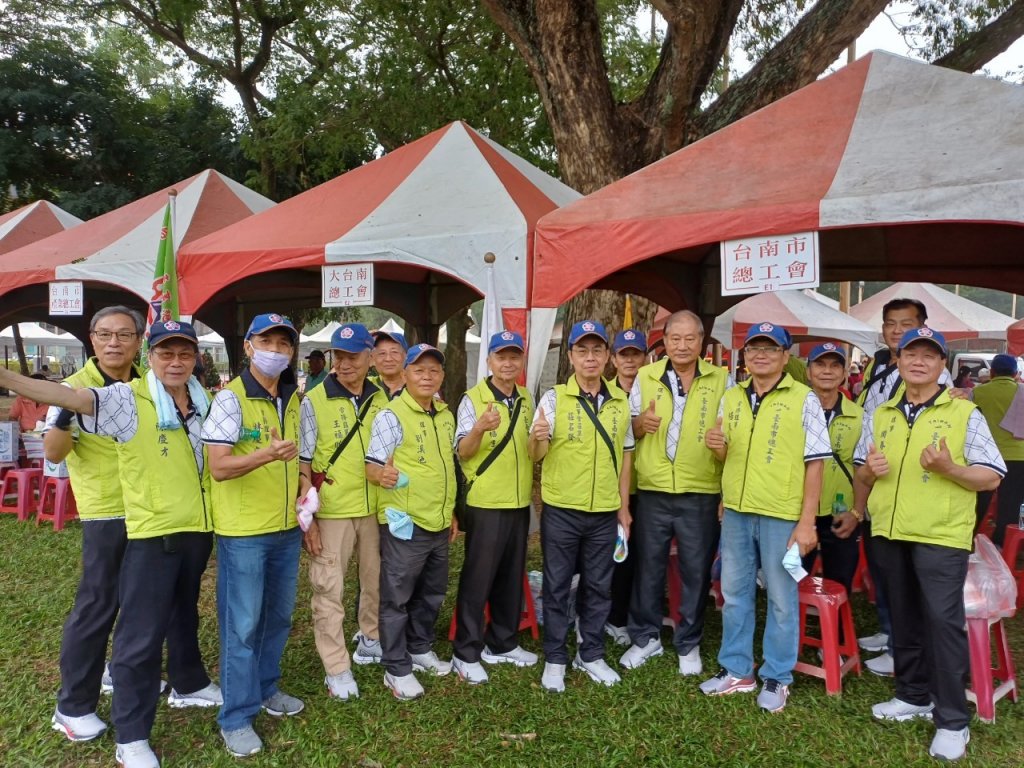 黃偉哲打造臺南健康城市 勞工朋友相揪運動一起來