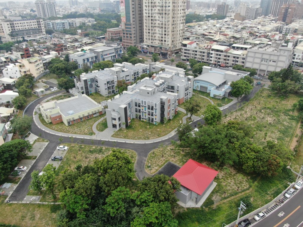 「都會森林的養生村-臺南榮家新建工程 」獲金質獎優良工程肯定