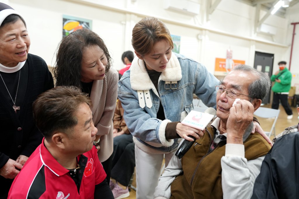 全民孫女蘇晏霈南下力挺天主教中華聖母基金會「暖個好冬」號召認購物資箱 溫暖獨居及老老家庭