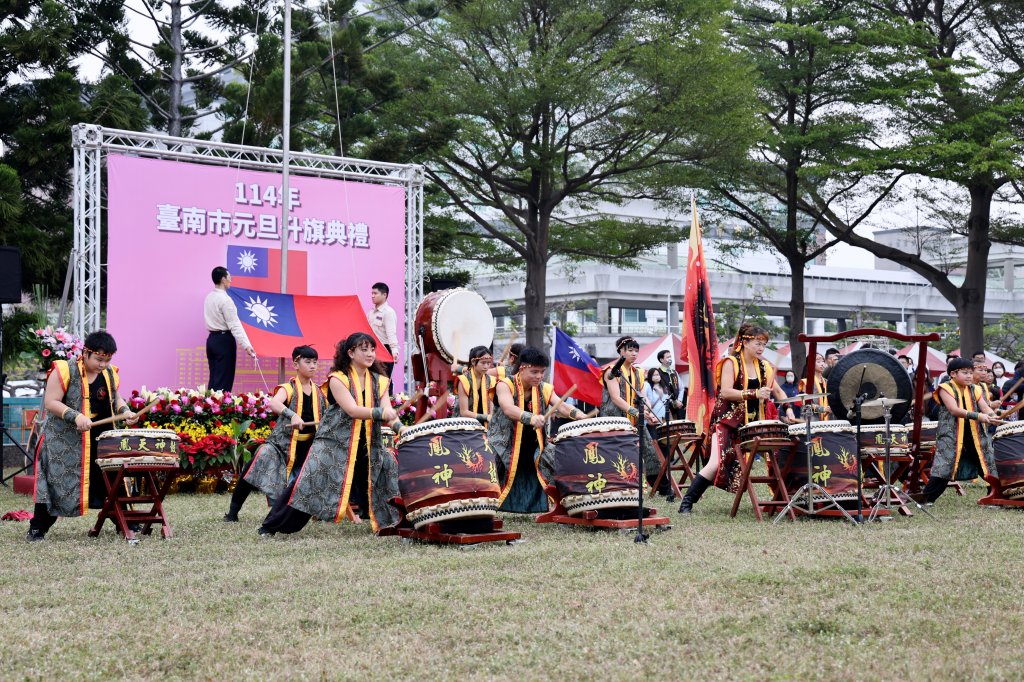 臺南市元旦升旗典禮 黃偉哲：走過臺南400盼新年為臺南開啟新篇章