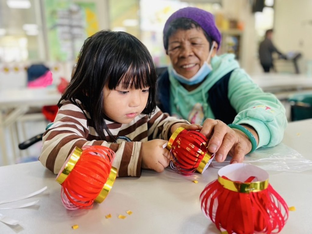 老幼共學手作樂  伊甸創意玩元宵