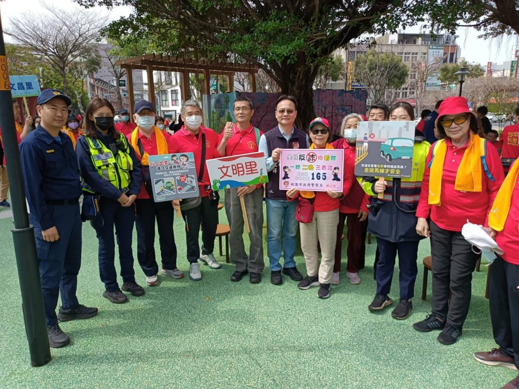 桃園分局結合西廟「都城隍爺文化季」活動做交安宣導 