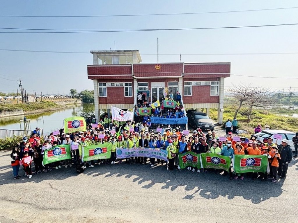  南北齊心，潔淨海洋  高雄市救國團青年節環保行動