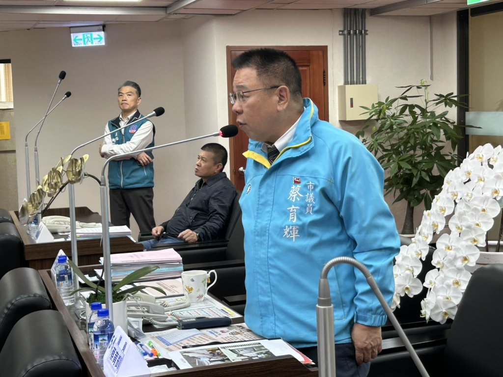 台南藍軍嗆民進黨 稅收超收5000多億不願拿錢救災民 缺工難重建災民仍睡帳篷