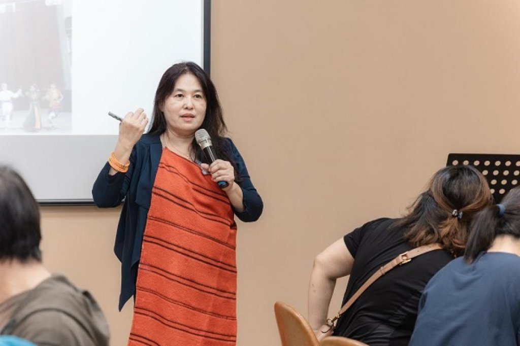  高雄大學原資中心舉辦「全民原教」知能研習 邀請國教院Ciwas Pawan 分享族群平等理念
