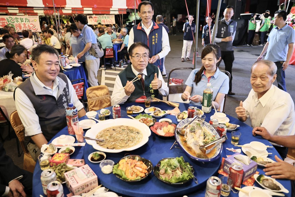 龍崎「鳳梨好筍雞饗宴」大辦桌 黃偉哲邀民眾來吃山珍野味歡度母親節