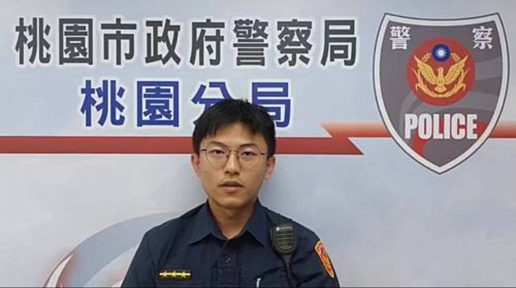 醉男抓狂攀鐵窗女友勸不動 桃園警消聯手制伏送醫
