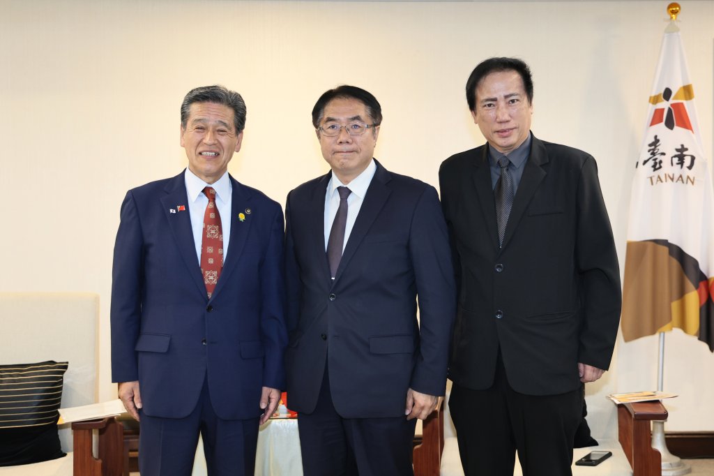 日本那珂市長為慶祝締盟一週年再訪 黃偉哲宣布以「那珂街」紀念友誼