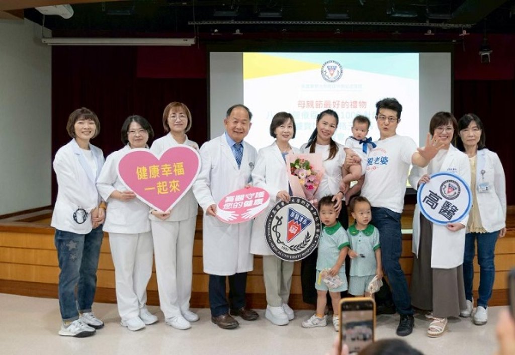  捱過千針痛  八次試管療程  迎來龍虎豹三兄弟  媽咪真偉大  高醫婦產部陪著媽咪開心過母親節