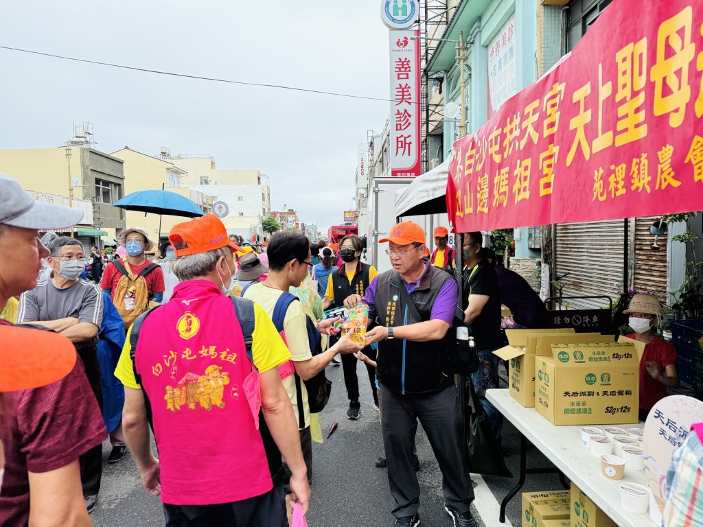 天后神選「蘑菇濃湯米乖乖」 媽祖進香新「香」伴 與香燈腳結緣