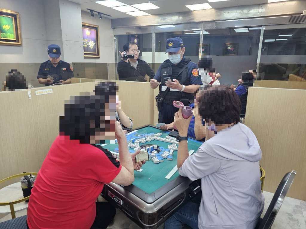 棋牌社聚賭擾亂治安　警方祭斷水斷電