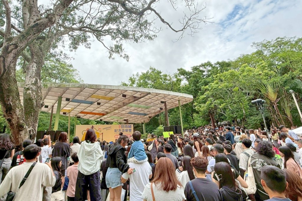 竹縣紀念鄧雨賢音樂會藝文饗宴　結合全民反詐及消保宣導、推廣客語等活動逾千民眾共襄盛舉