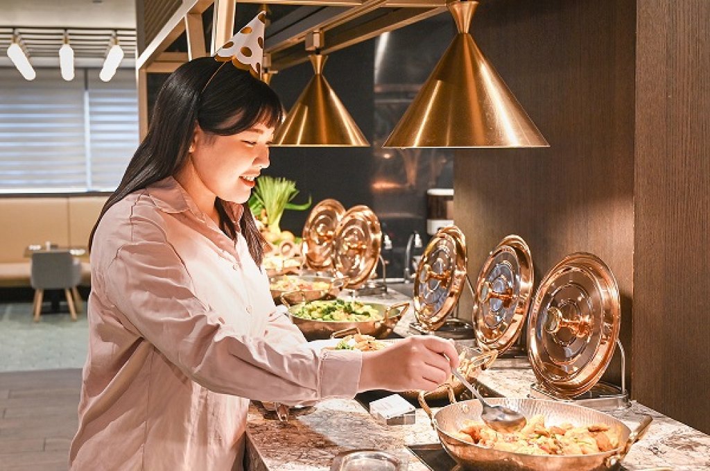高雄福華大飯店週年慶搶先開跑  自助餐買大送小還有用餐69折或壽星免費活動