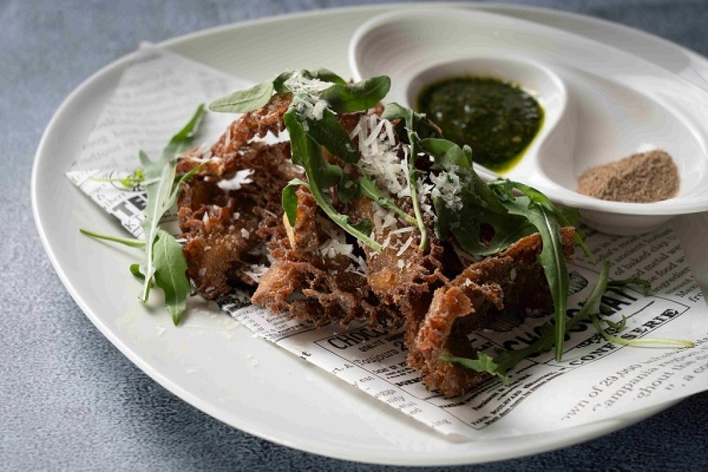 高雄超狂美食推薦！義大皇家酒店「夢幻宵夜食光」全新菜單登場，打造夏日味覺饗宴
