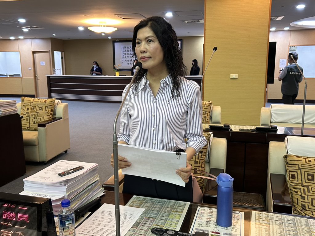 市議員陳碧玉爭取在白蓮霧公園設置新市區新區政中心獲黃偉哲同意