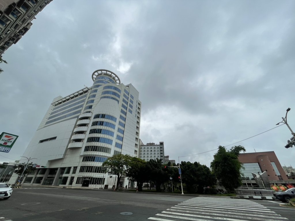 蔡筱薇關注東區原德安百貨活化進度 籲主管機關積極監督協助
