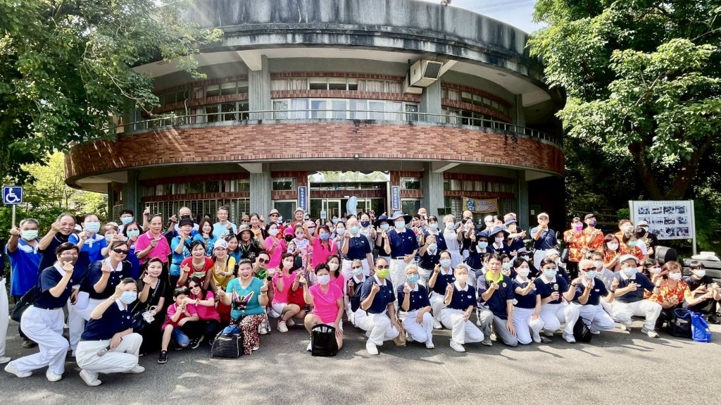慈濟攜手表演團體假日台北榮家散播歡樂散播愛