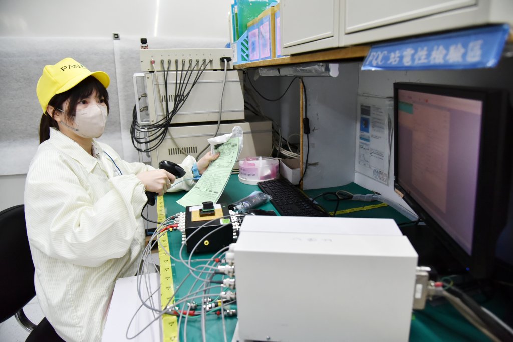 7年級文科女華麗轉身 靠職訓躍升半導體工程師