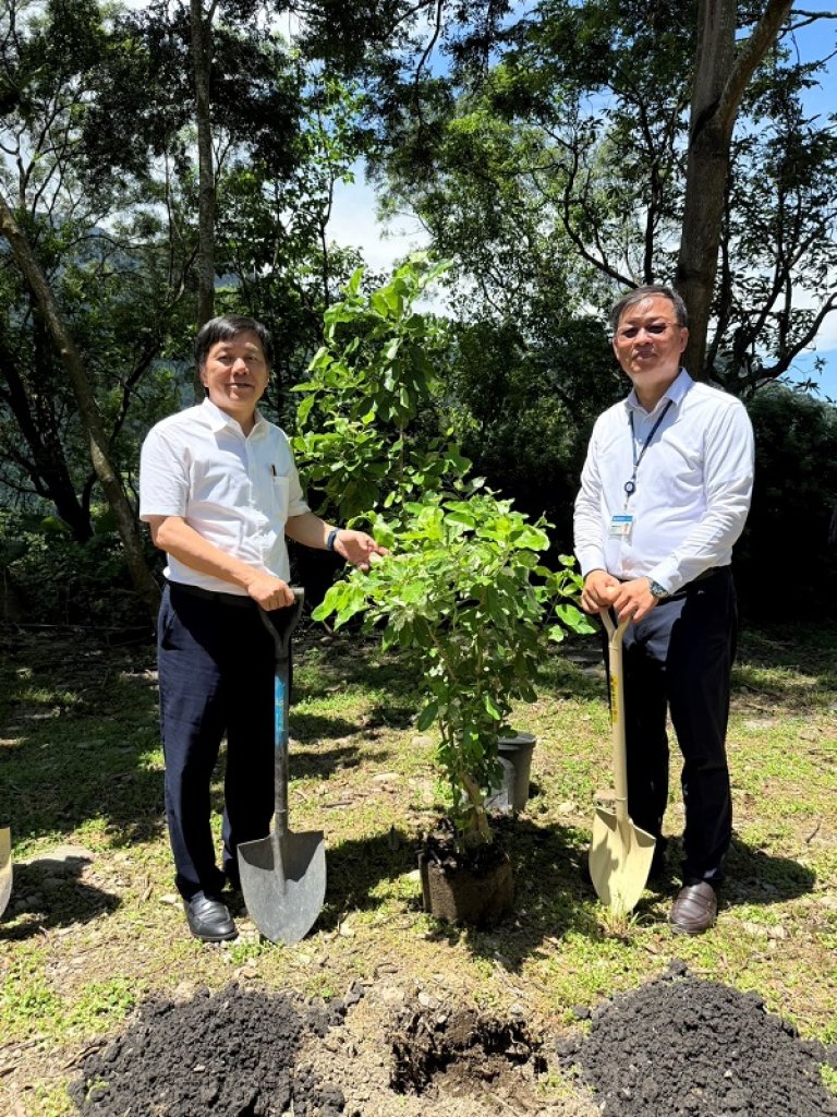  中鋼運通公司攜手茂林國中、茂林國家風景區管理處合作舉辦「紫斑蝶蜜源植物植栽活動」 共築永續環境與地方共好