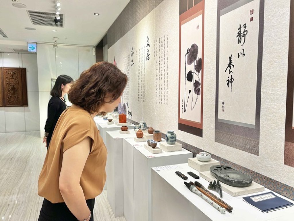 高雄翰品酒店舉辦「筆墨遊心-文房茶器的世界」特展 探索生活美學與心靈靜謐