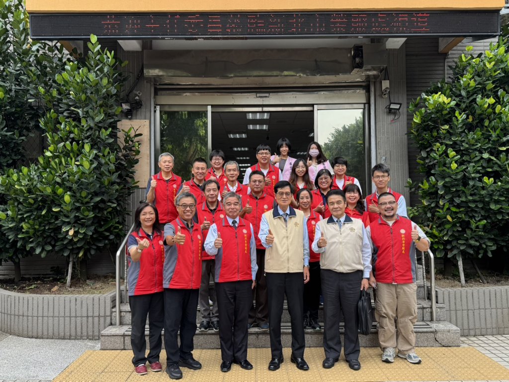 退輔會主委嚴德發視導新北市榮服處作多項工作指導
