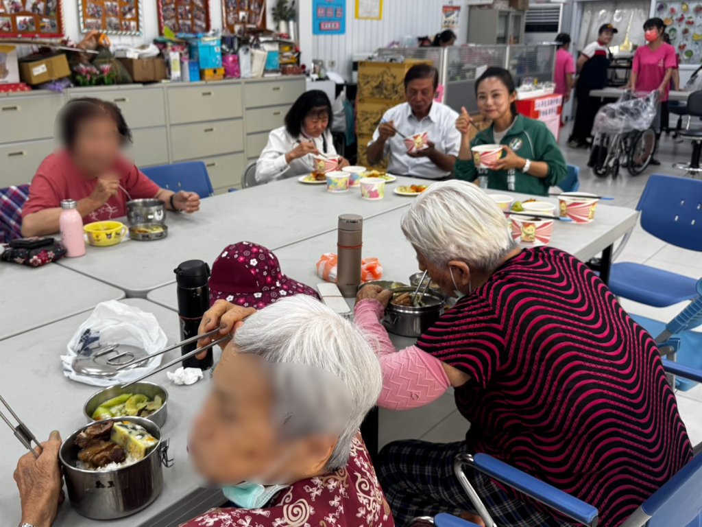 關心銀髮生活 余柷青感慨港口社區關懷據點面臨結束 長輩何去何從未來堪憂
