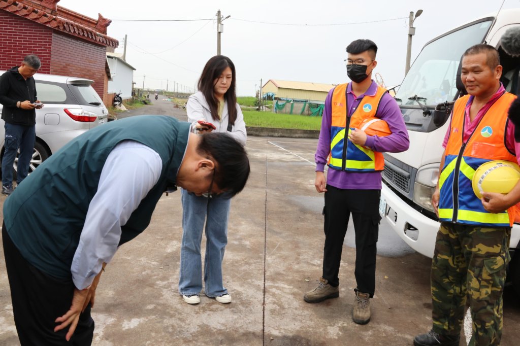 黃偉哲視察後壁災後清運作業 感謝清潔隊及跨縣市支援齊心協力