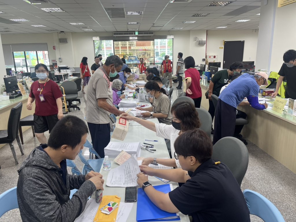 丹娜絲風災聯合服中心一站式便民諮詢、受理啟動 首日運作順暢