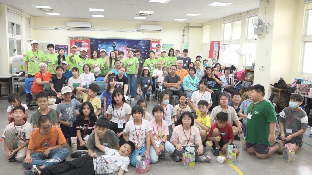 美國洛杉磯台福基督教會攜手生命奇蹟台福基督教會 新興國小辦兒童英語夏令營 鼓勵文化交流與品格教育