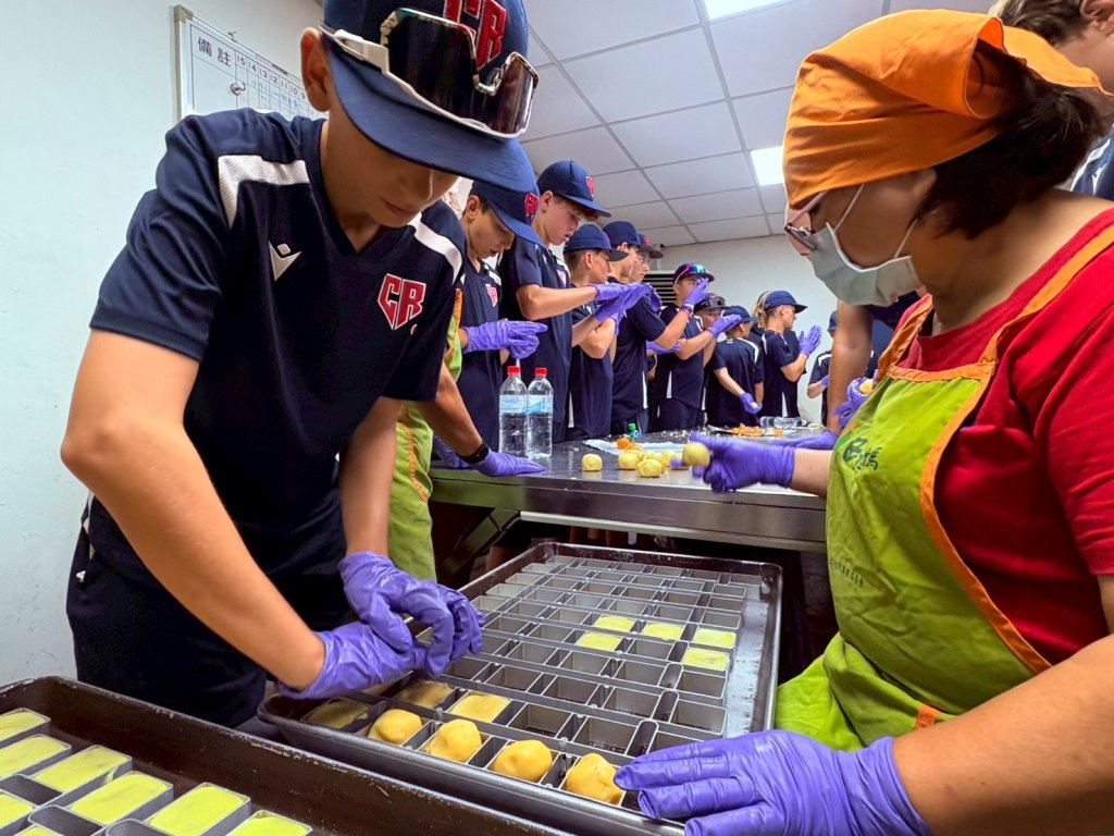U12世界盃少棒錦標賽 體育局接待外籍選手參訪遊覽臺南特色景點