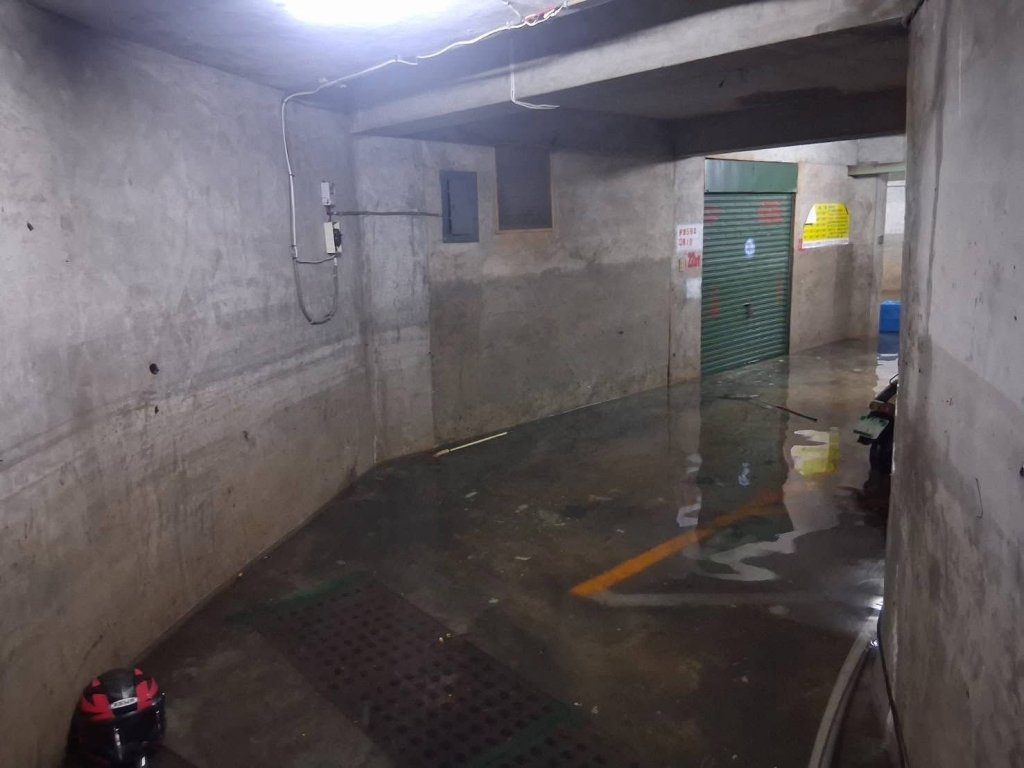 雨過天晴 市議員李啟維邀集工務局等相關單位對安平及灣裡淹水地區進行勘查